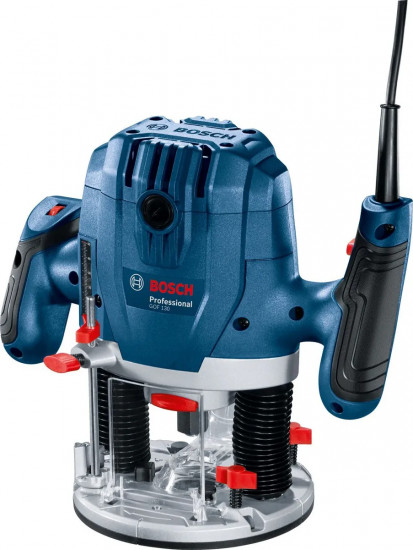 Машина фрезерная Bosch GOF 130