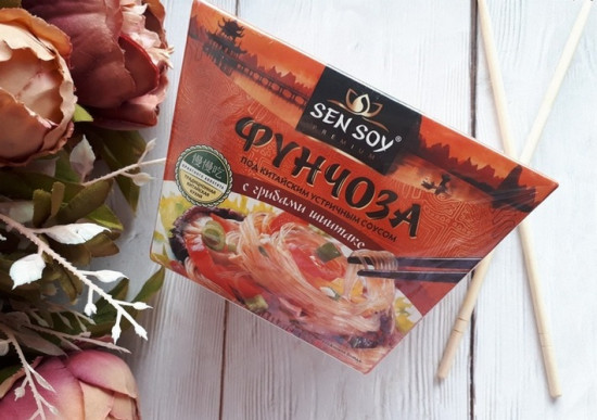 Вермишель под китайским устричным соусом с грибами шиитаке «Фунчоза»