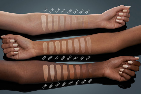 Тональная основа «HD Liquid Coverage Foundation», оттенок 036 Hazelnut Beige