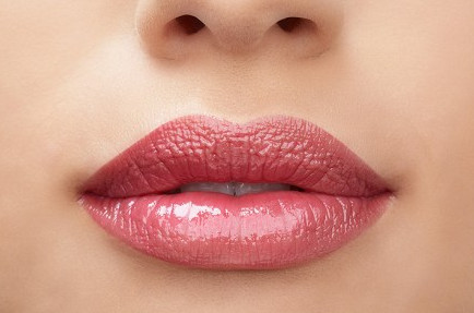 Блеск для губ увлажняющий «Dewy-ful Lips Conditioning Lip Butter», тон 030